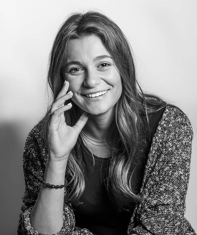 Headshot photo of Sydney Nager